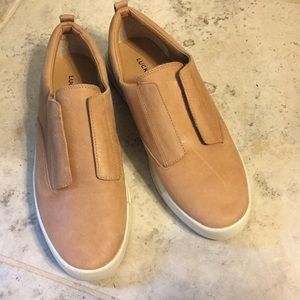 Nude leather slides